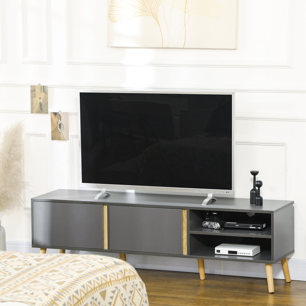 HOMCOM TV-Möbel für Fernseher bis zu 55 Zoll im skandinavischen Design mit 2 Türen 2 Nischen und Kabeldurchführungen 150 x 35 x 45 cm Dunkelgrau
