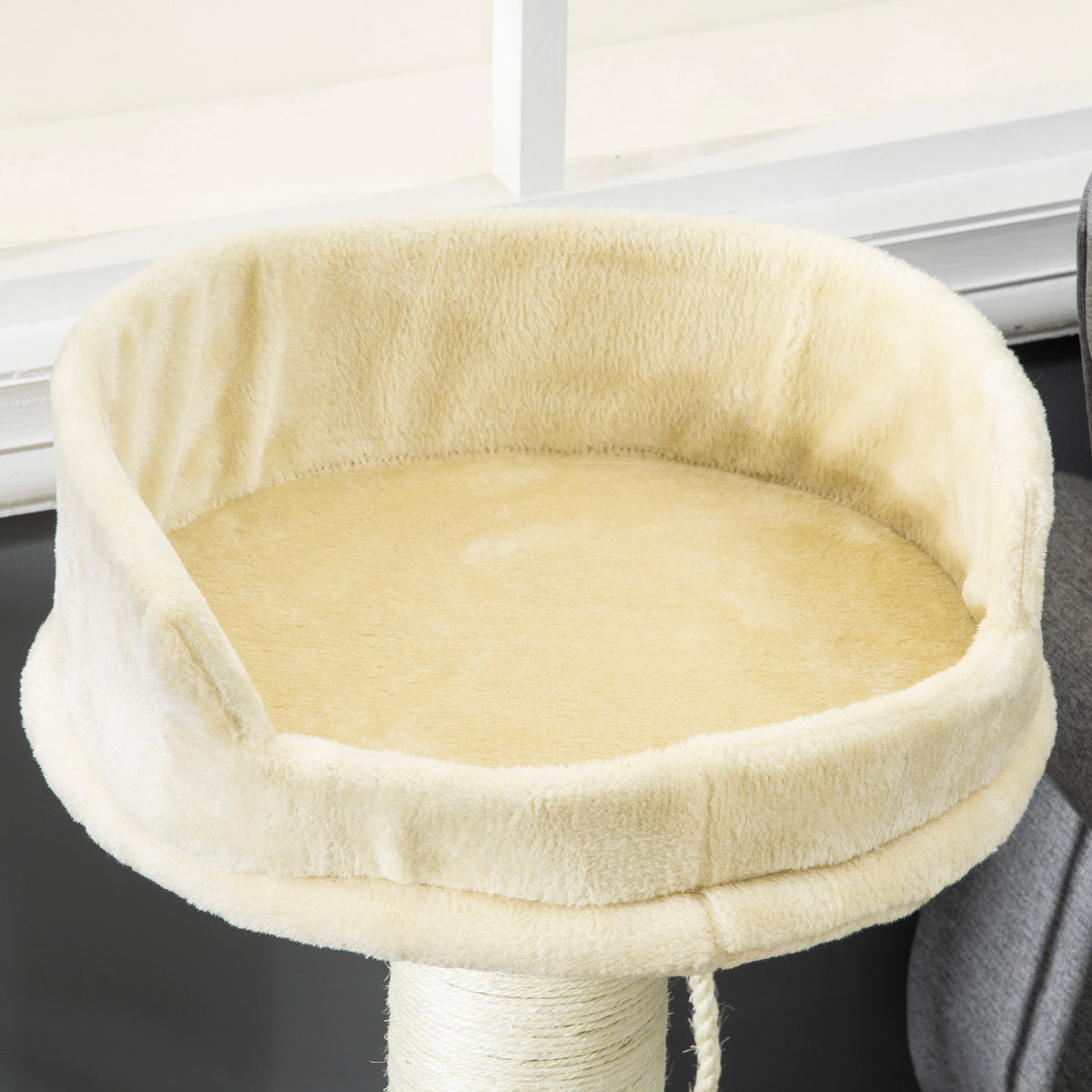 PawHut Kratzbaum Katzenbaum Katzenbett, 1 Katzenbett, inkl. Katzenspielzeug, 55 cm x 55 cm x 83 cm, Beige