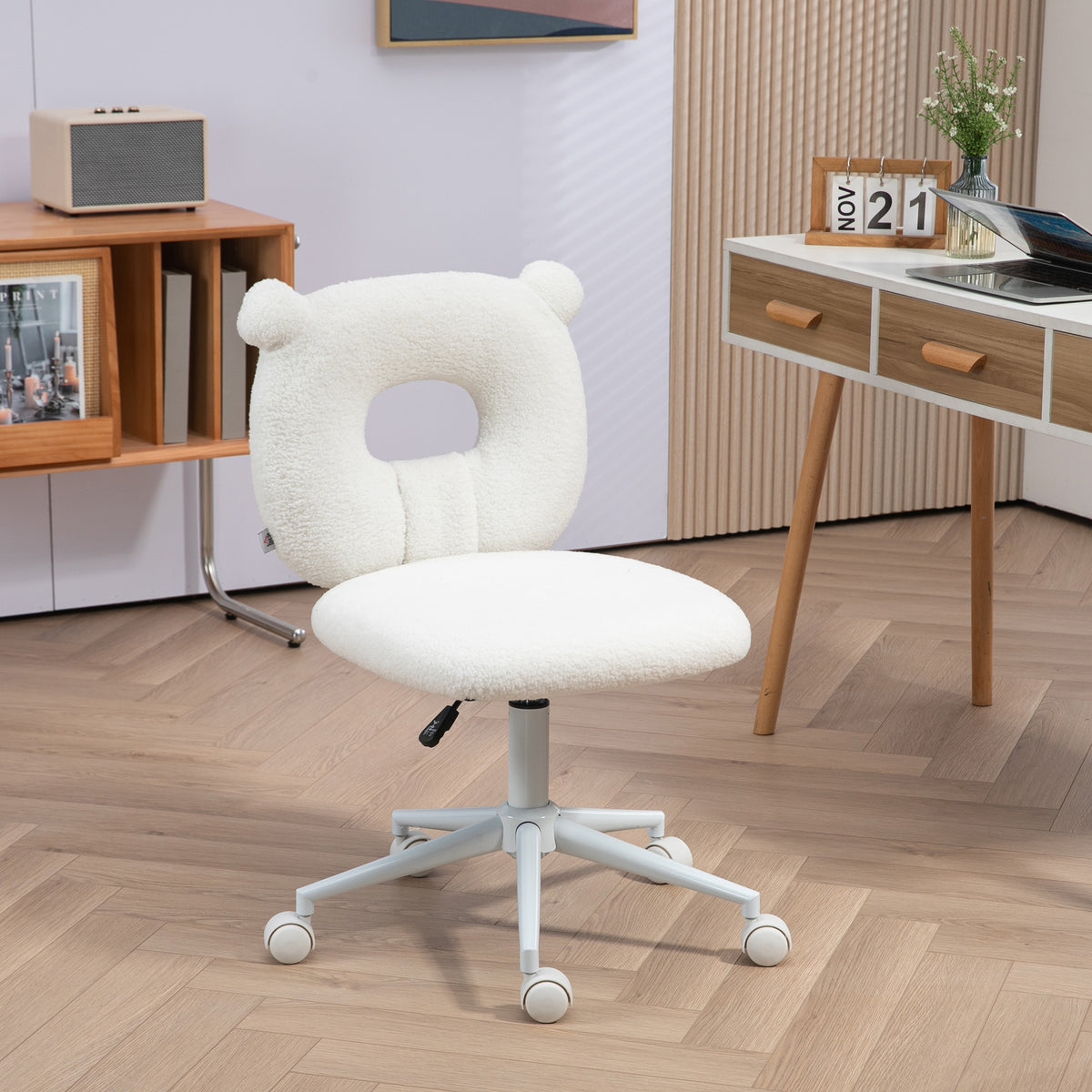 HOMCOM Bürostuhl Schreibtischstuhl, höhenverstellbar, Teddyfell, 50 cm x 56 cm x 90 cm, Weiß